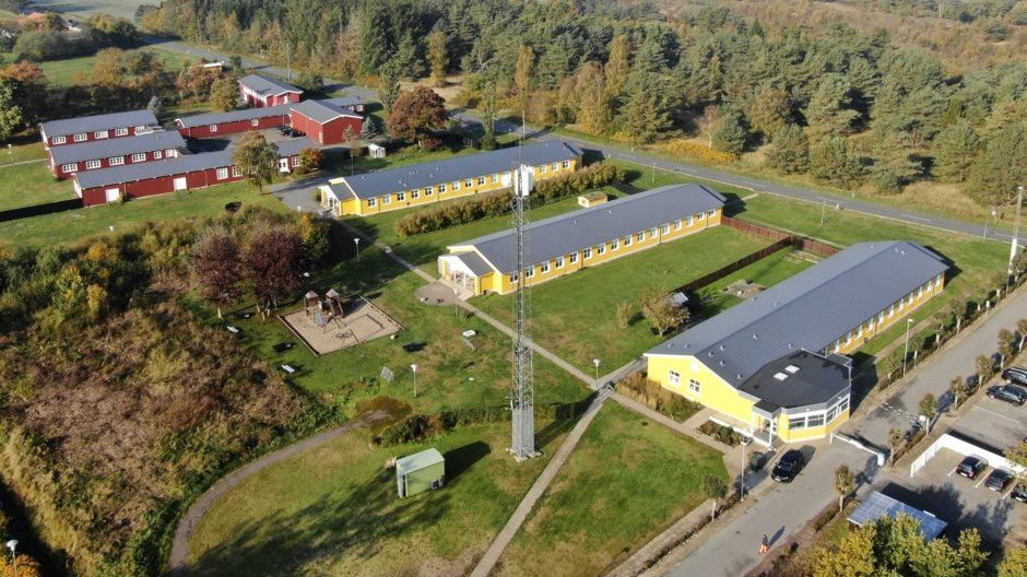 Sigtet for at indsmugle euforiserende stoffer på Kragskovhede Fængsel